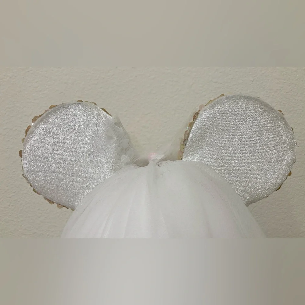 Disney Parks Bridal Minnie Mouse Ears Veil Bride Sequin Headband - Picture 8 of 13